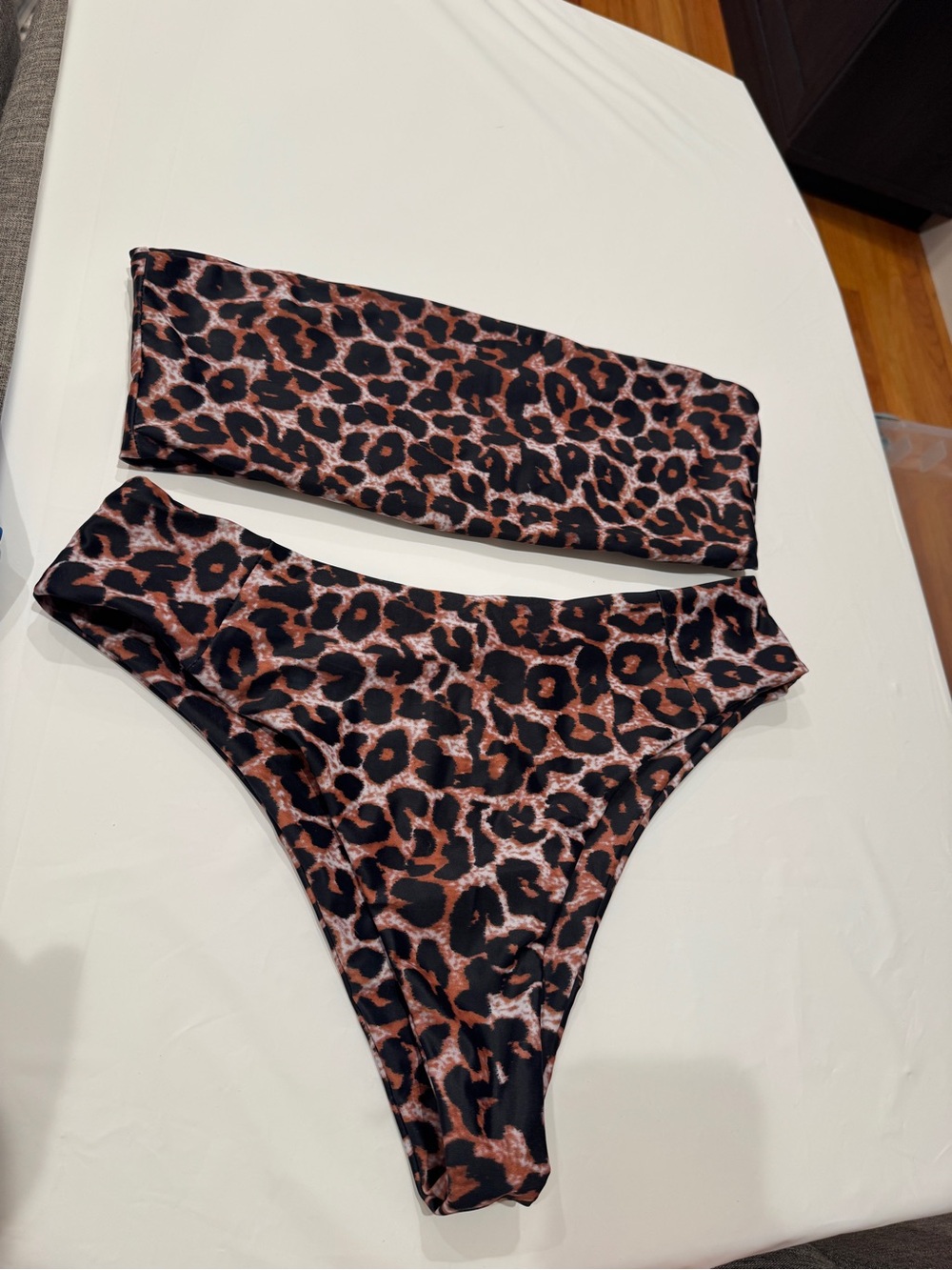 Zaful Leopard Print Bandeau Bikini Set in Black and Brown